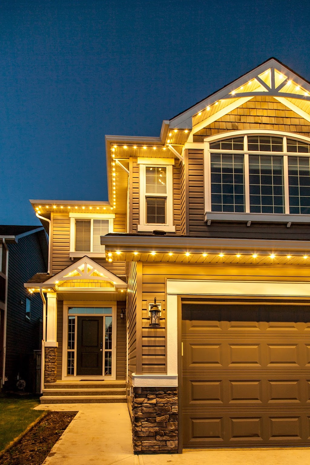 Shine Bright Lights | 3075 162a St, Surrey, BC V3Z 7E1, Canada | Phone: (604) 376-1590