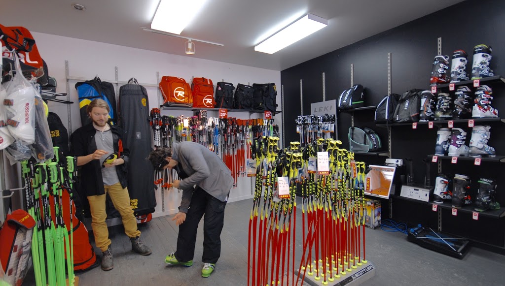 Brunelle Sport | 260 Boulevard du Beau Pré, Beaupré, QC G0A 1E0, Canada | Phone: (418) 827-1717