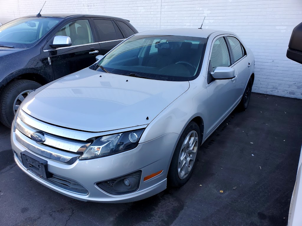 Max Pay Cars | 197 Southwood Dr, Kitchener, ON N2E 2B2, Canada | Phone: (647) 774-9110