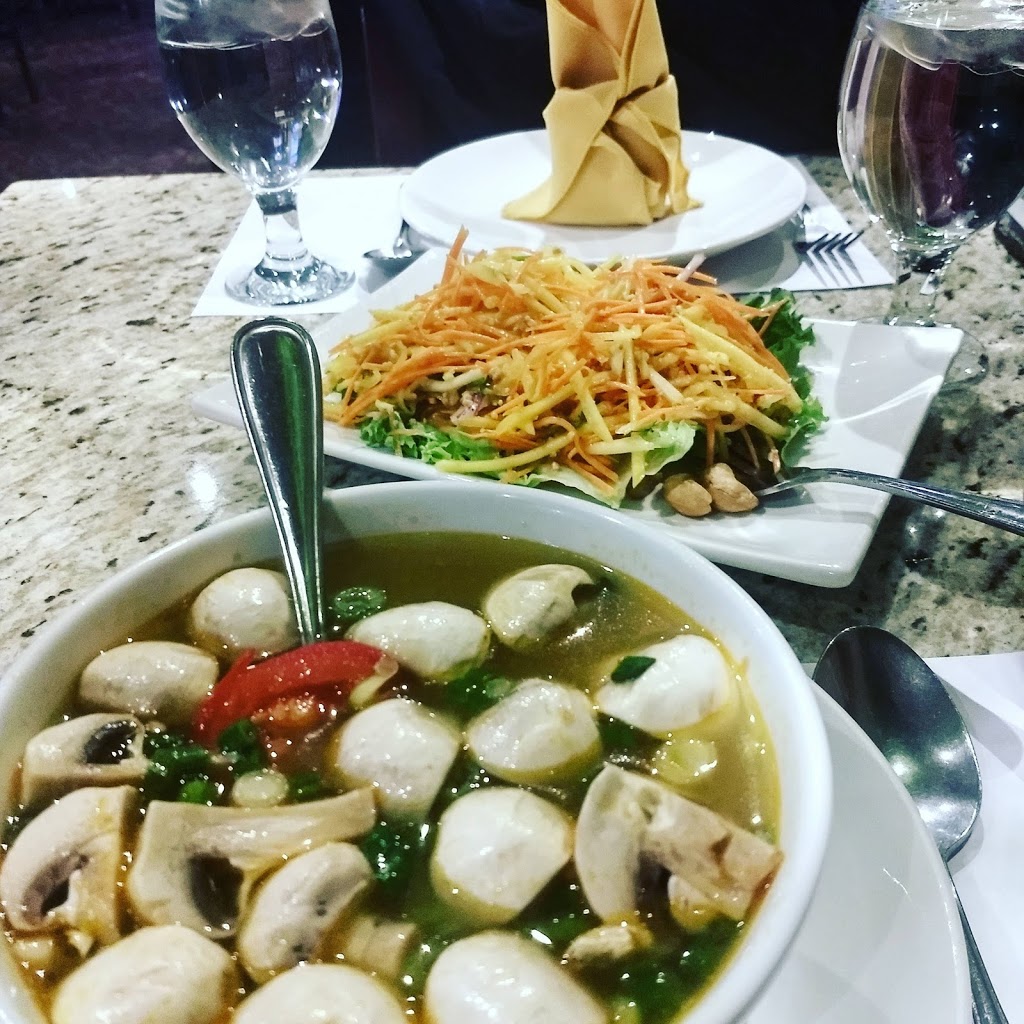 Royal Thai Cuisine | 62 Maple Ave, Barrie, ON L4N 1A2, Canada | Phone: (705) 797-0052
