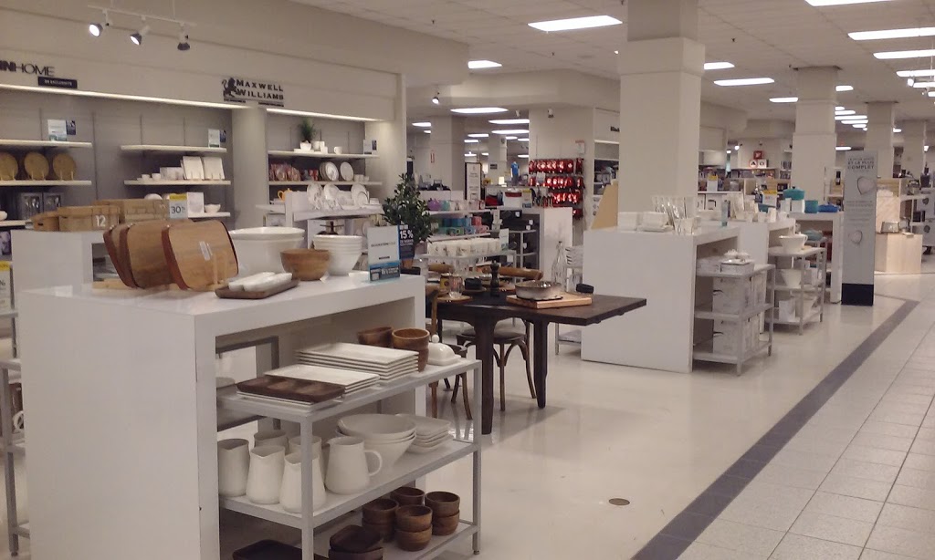 Hudsons Bay | 401 Boul Labelle, Rosemère, QC J7A 3T2, Canada | Phone: (450) 433-6991