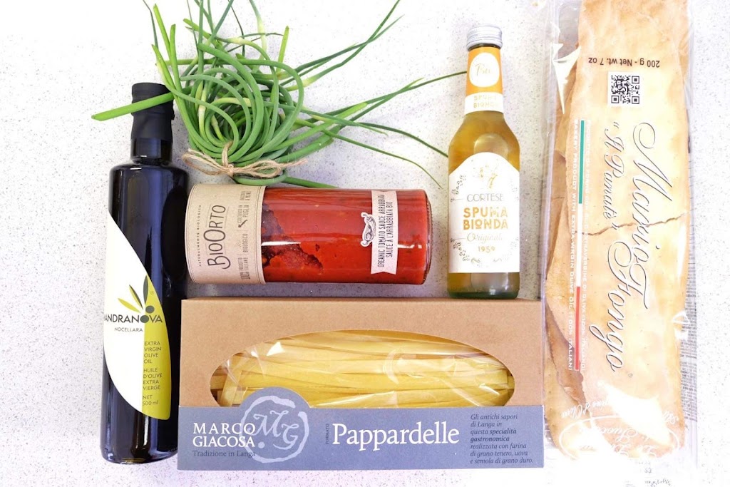 Épicerie Campobasso | 297 Rue Principale, Mansonville, QC J0E 1X0, Canada | Phone: (579) 531-8181