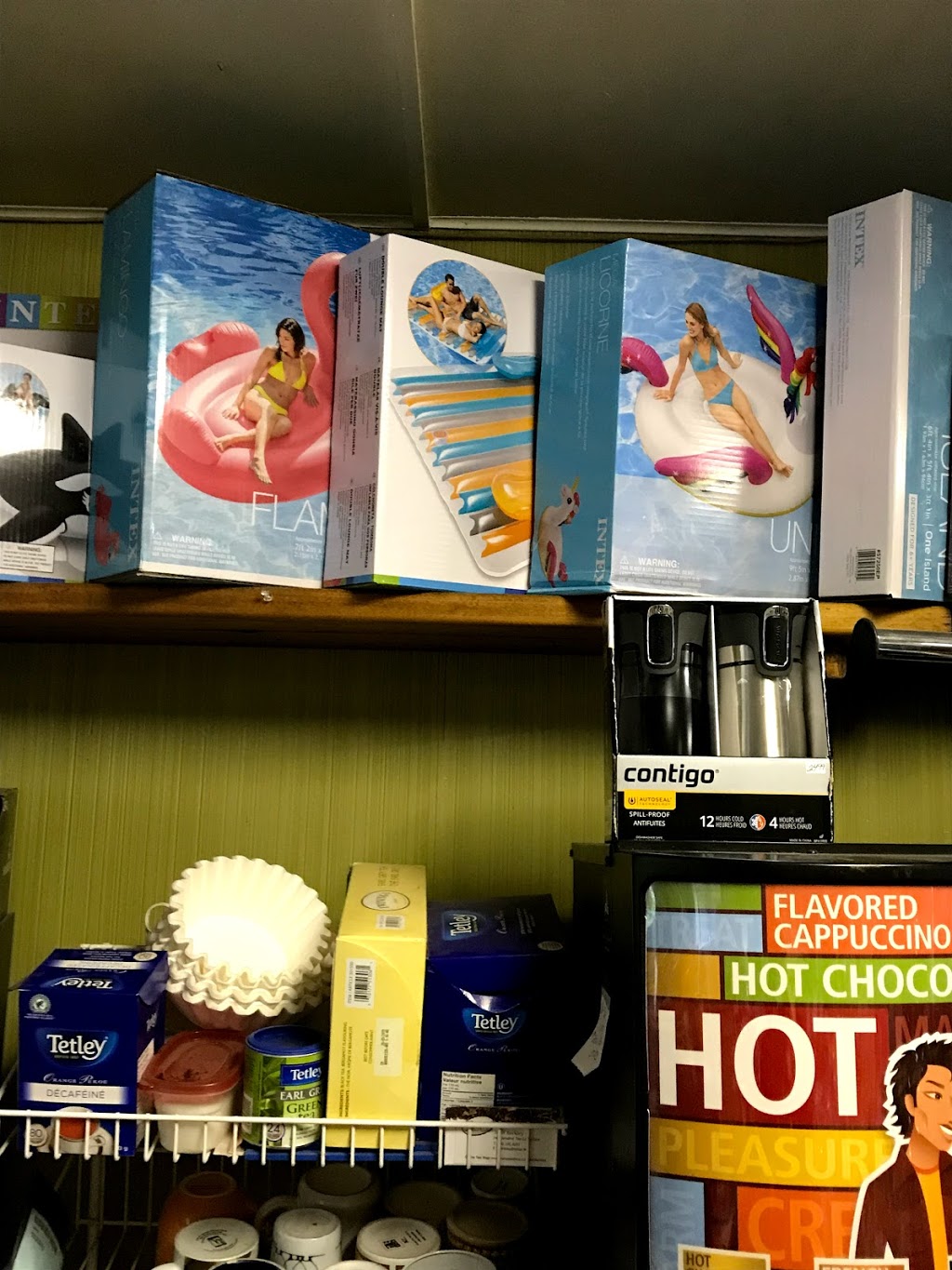 Adams Lake Store | 8774 Holding Rd, Chase, BC V0E 1M2, Canada | Phone: (250) 679-8904