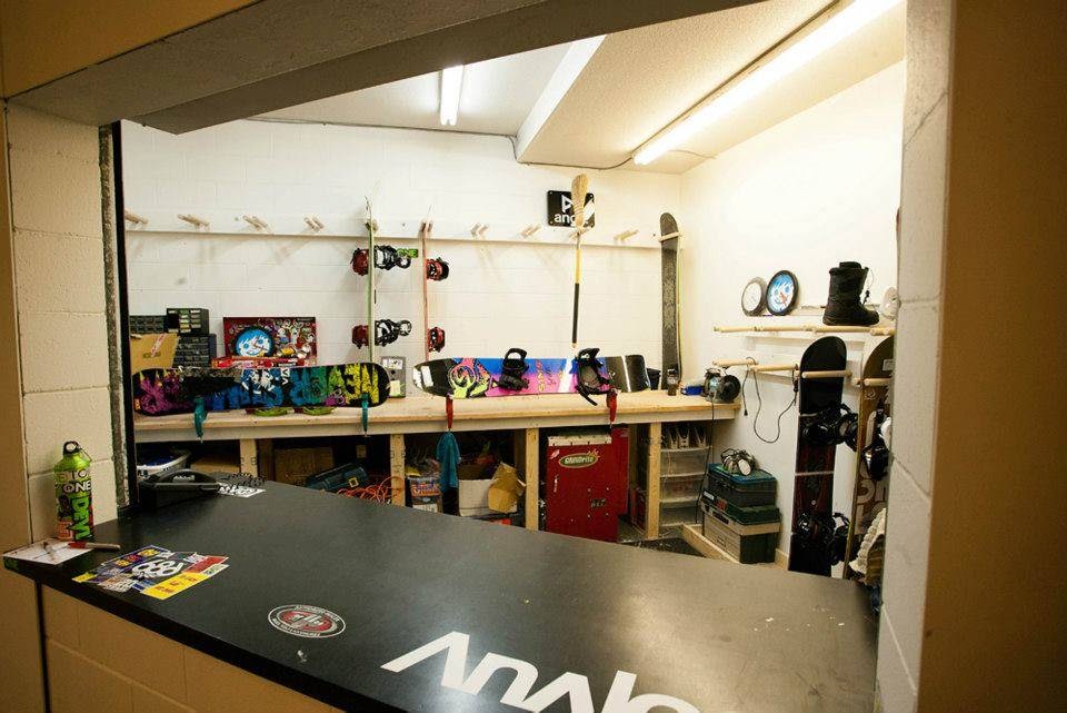 ONE Boardshop - Kelowna | 2330 Hwy 97 N, Kelowna, BC V1X 4H8, Canada | Phone: (250) 763-1338