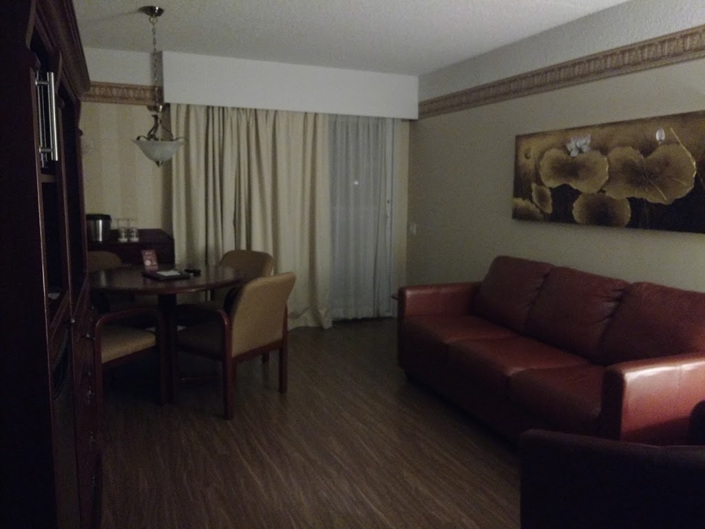 Suites De Laviolette | 7201 Rue Notre Dame O, Trois-Rivières, QC G9B 1W2, Canada | Phone: (819) 377-4747
