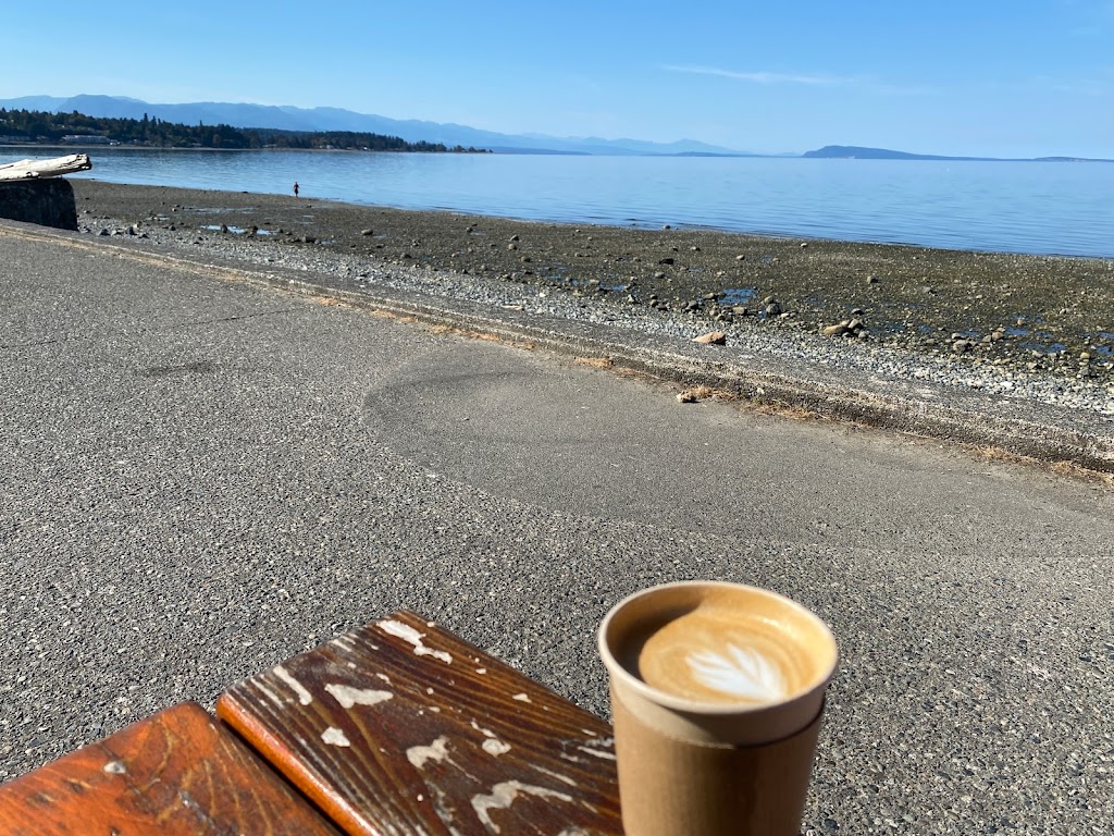Flyte Cafe | 2711 Island Hwy W, Qualicum Beach, BC V9K 2C4, Canada | Phone: (250) 532-2438