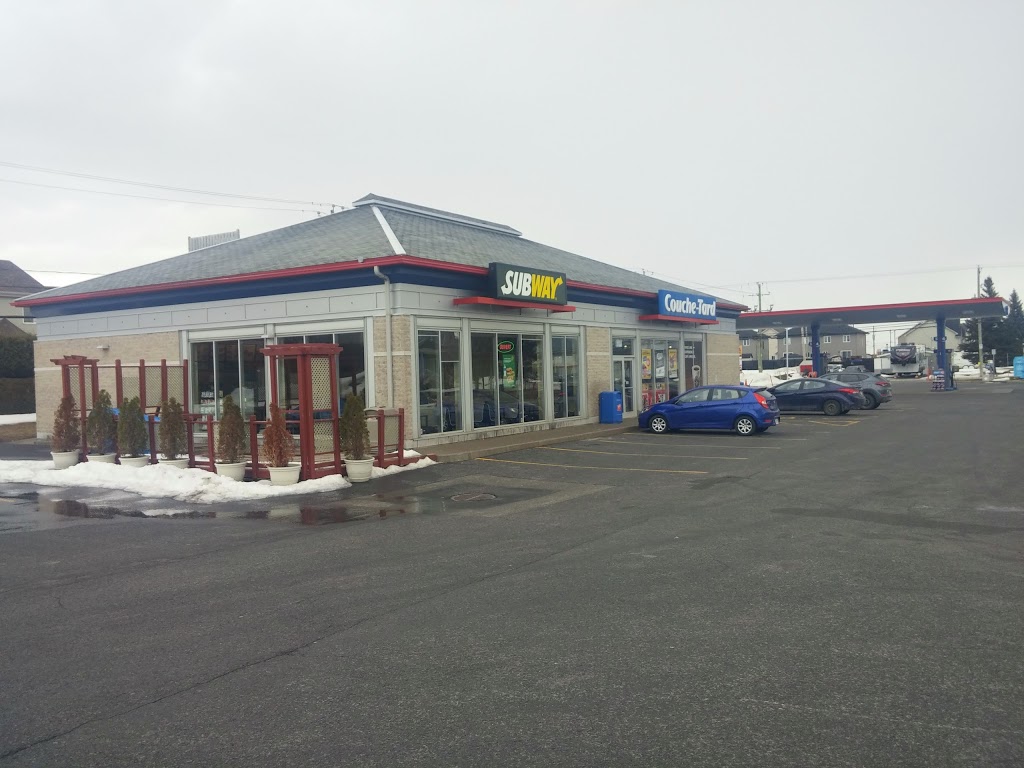 Restaurant SUBWAY | 350 Boulevard Monchamp, Saint-Constant, QC J5A 2T3, Canada | Phone: (450) 633-0440