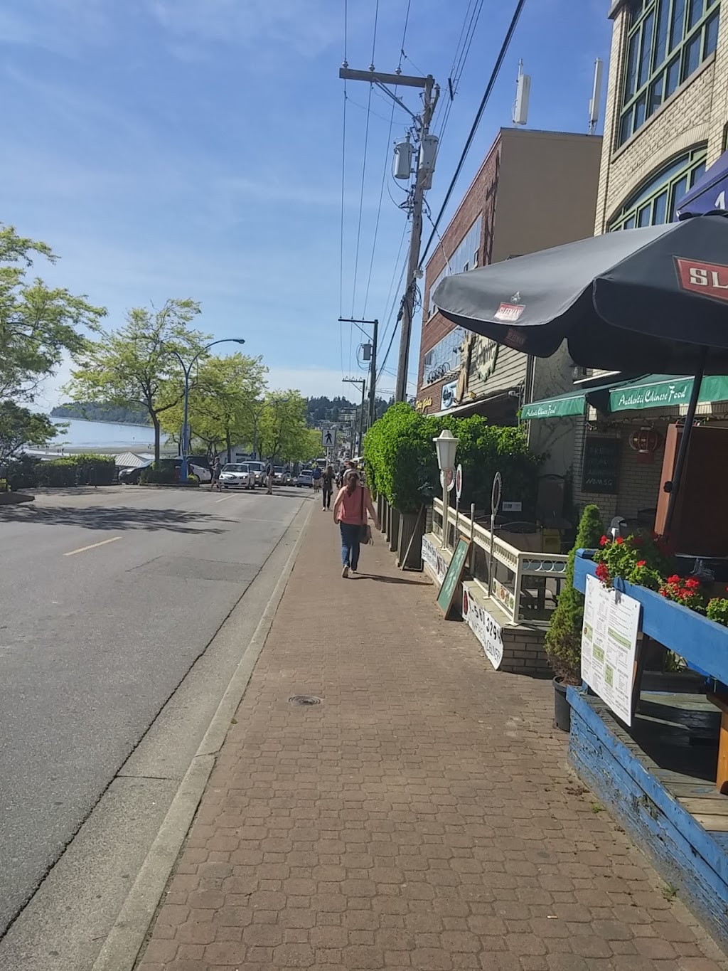 Docks Fish And Chips | 15061 Marine Dr, White Rock, BC V4B 1C5, Canada | Phone: (604) 536-3625