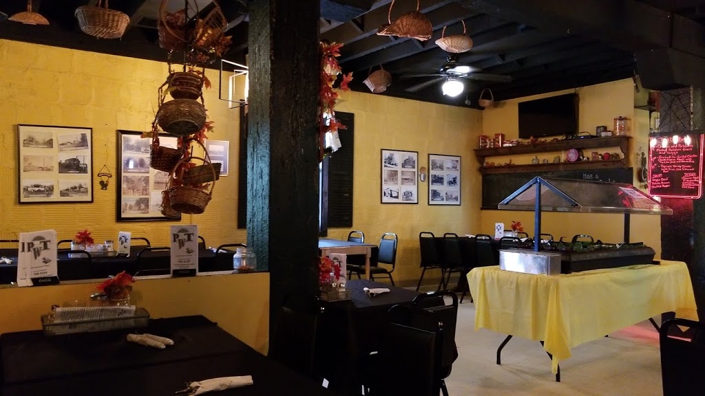 Pizza Wings & Things | 1693 Quaker Rd, Barker, NY 14012, USA | Phone: (716) 795-3224
