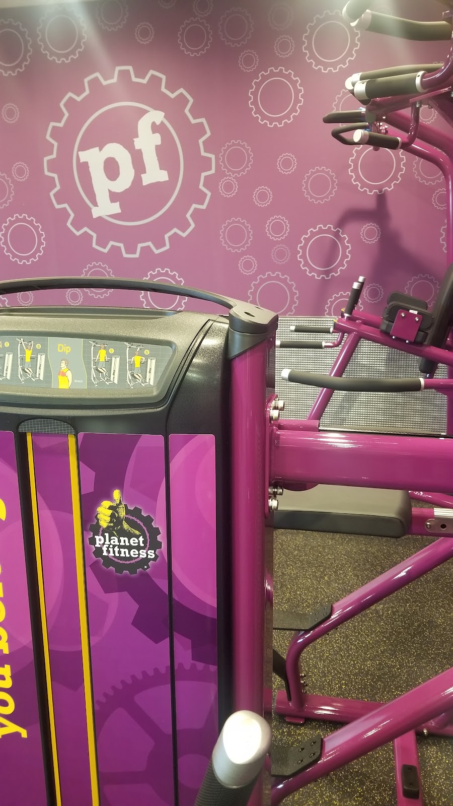 Planet Fitness | 835 Ontario Rd, Welland, ON L3B 5V6, Canada | Phone: (365) 364-5737