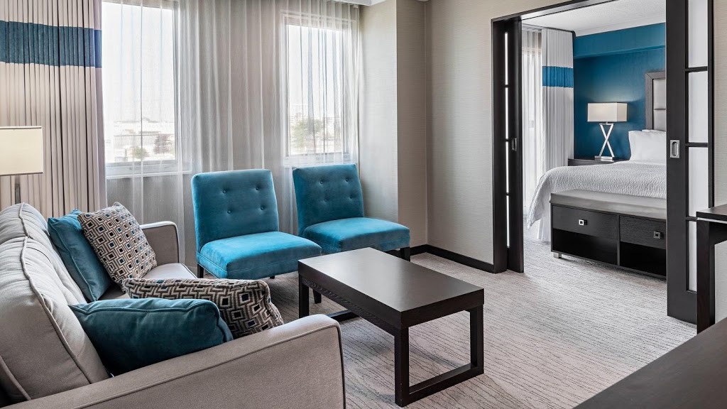 Four Points by Sheraton London | 1150 Wellington Rd, London, ON N6E 1M3, Canada | Phone: (519) 681-0600