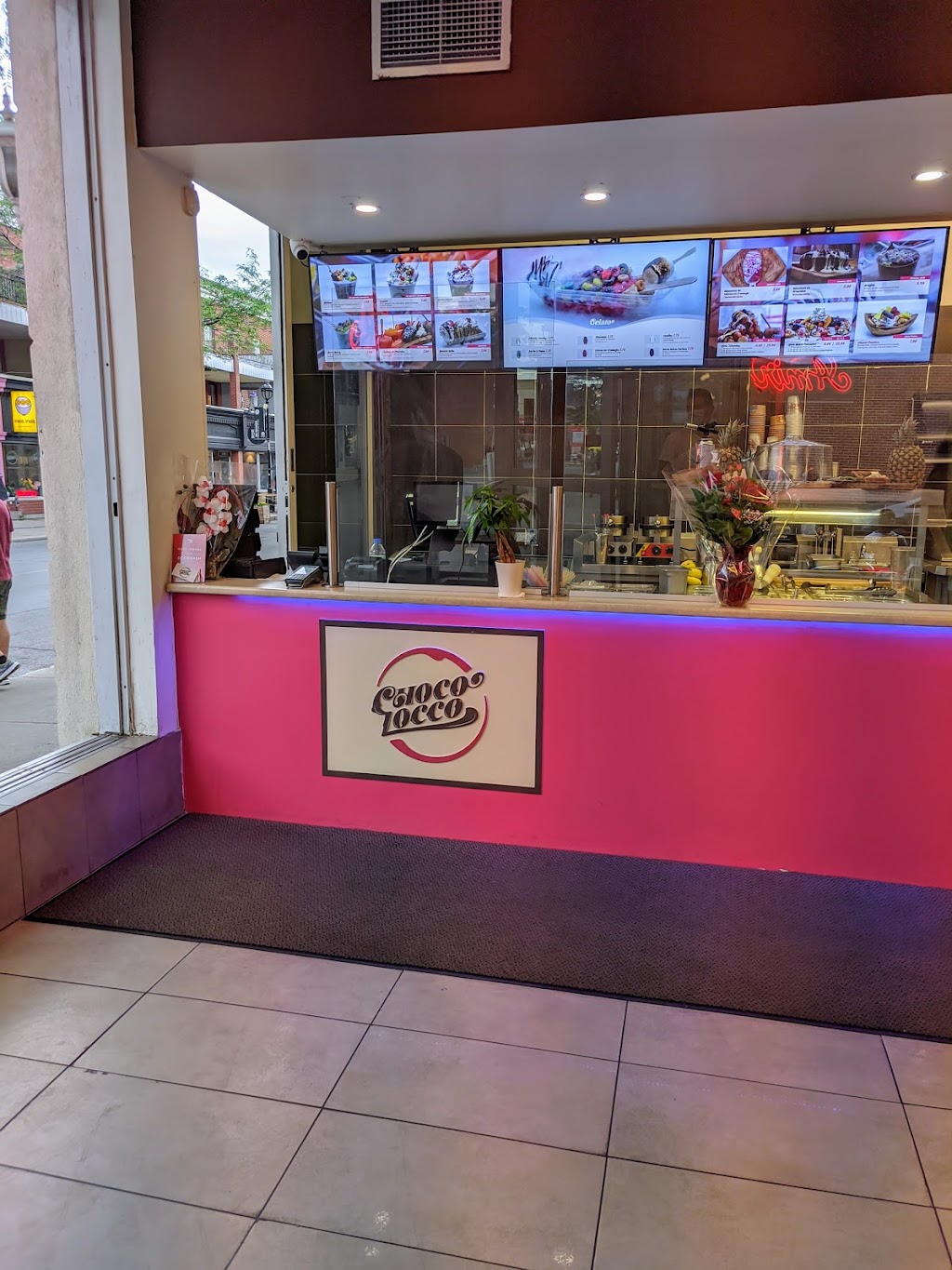 Restaurant Amir Verdun | 4401 Rue Wellington, Verdun, QC H4G 1W5, Canada | Phone: (514) 769-9449