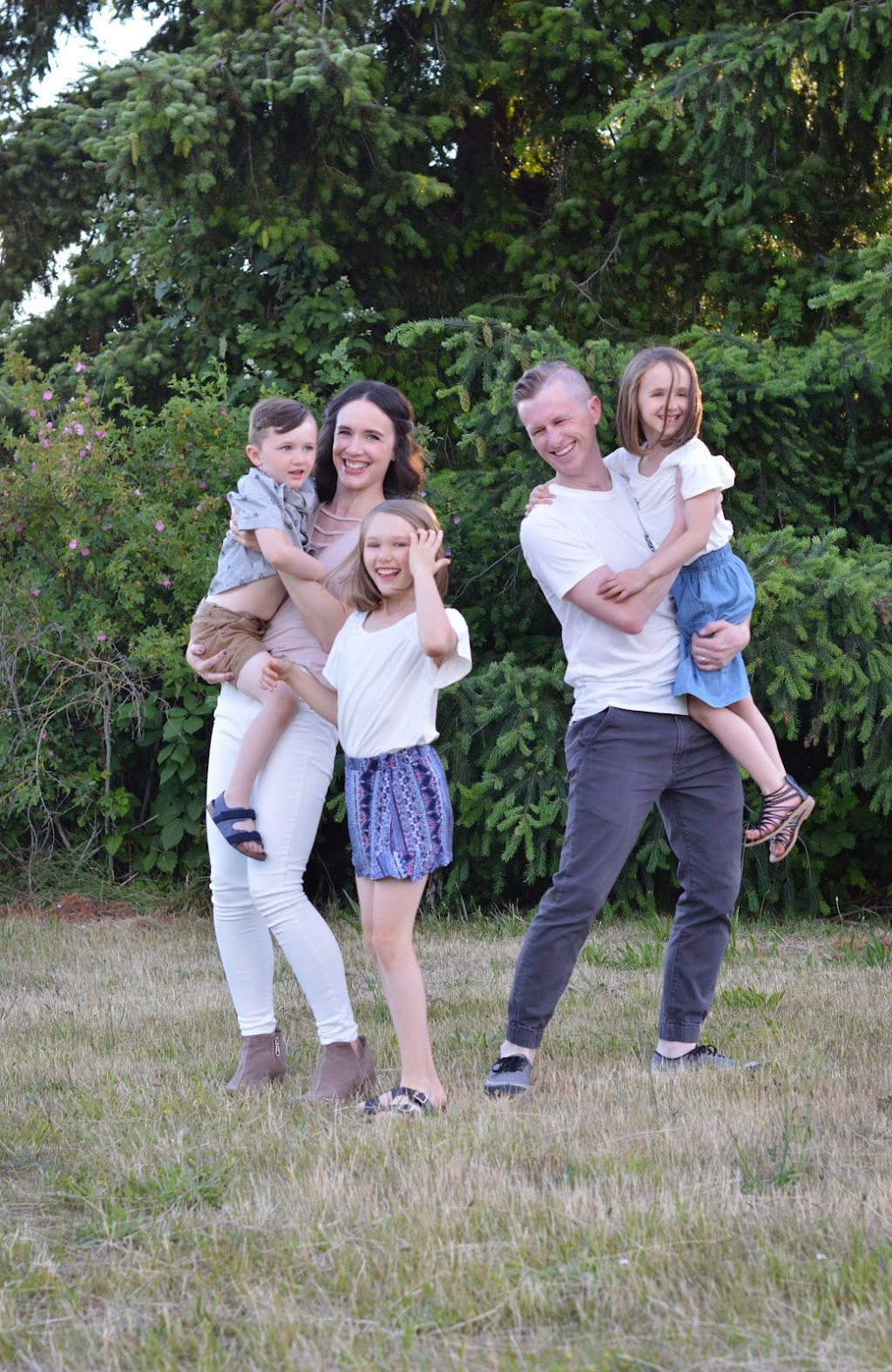 Christine Roulston Photography | 1801 Jade Pl, Victoria, BC V8P 3E5, Canada | Phone: (250) 896-8453