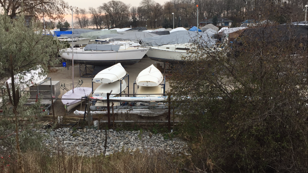 Bronte Harbour Yacht Club | 2514 Lakeshore Rd W, Oakville, ON L6L 1H8, Canada | Phone: (905) 827-6437