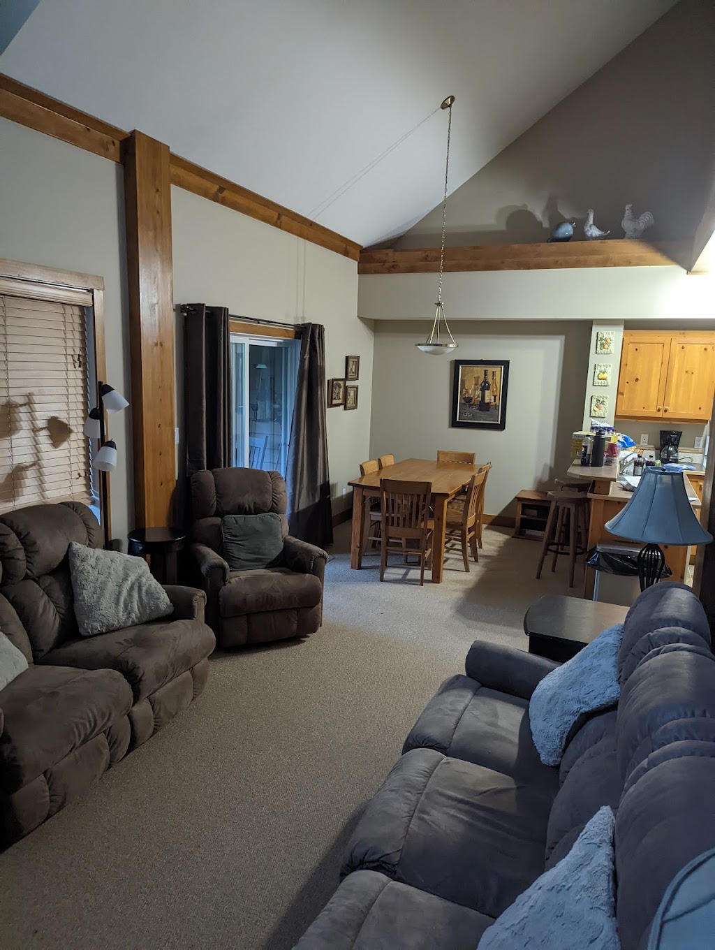 Kimberley Lodging Co. Ltd. | 400 Stemwinder Dr Unit 110, Kimberley, BC V1A 2Y9, Canada | Phone: (778) 481-8181