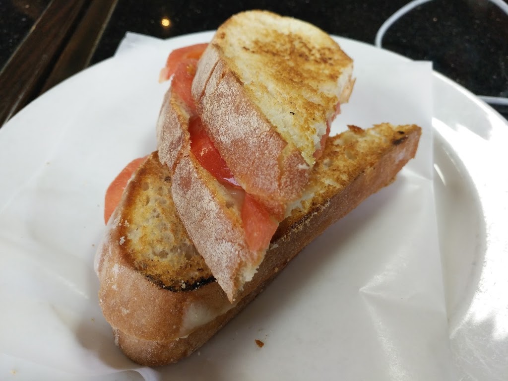 Brazil Bakery and Pastry | 5700 Mavis Rd, Mississauga, ON L5V 2N6, Canada | Phone: (905) 507-0959