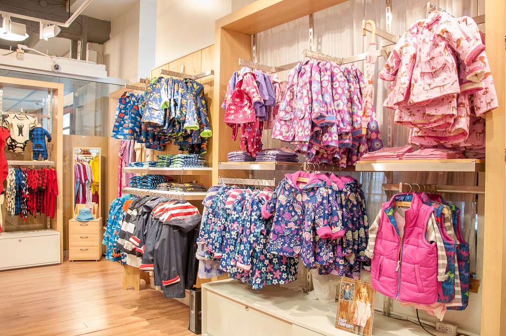Boutique Petite Maison Bleue - par Hatley Montréal | 350 Rue Saint Paul Est, Montréal, QC H2Y 1H2, Canada | Phone: (514) 798-6755