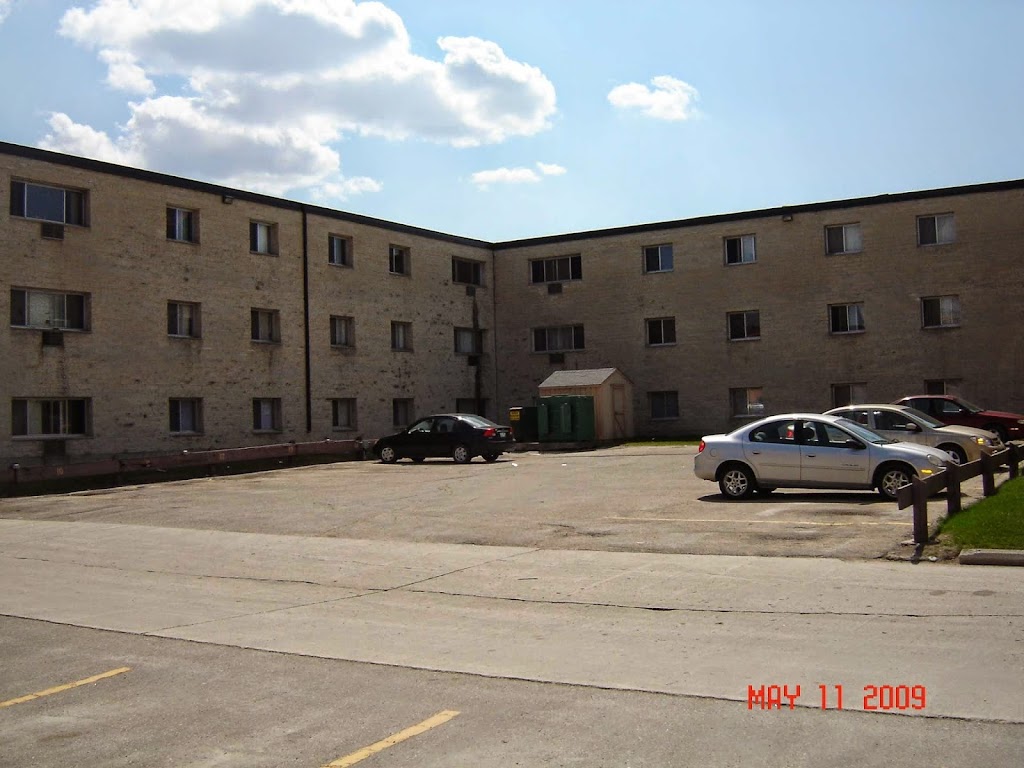 Emerald Gardens Apartments | 20 Morrow Ave, Winnipeg, MB R2M 1A1, Canada | Phone: (204) 255-8640