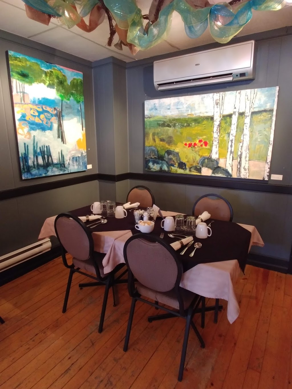 Café 349 | 349 Rue Main, Shawville, QC J0X 2Y0, Canada | Phone: (819) 647-6424