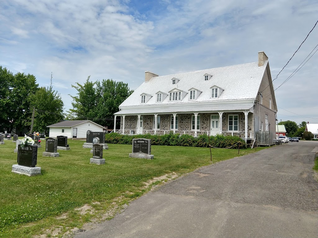 Église Catholique de Yamachiche | 530 Rue Sainte Anne, Yamachiche, QC G0X 3L0, Canada | Phone: (819) 296-3289