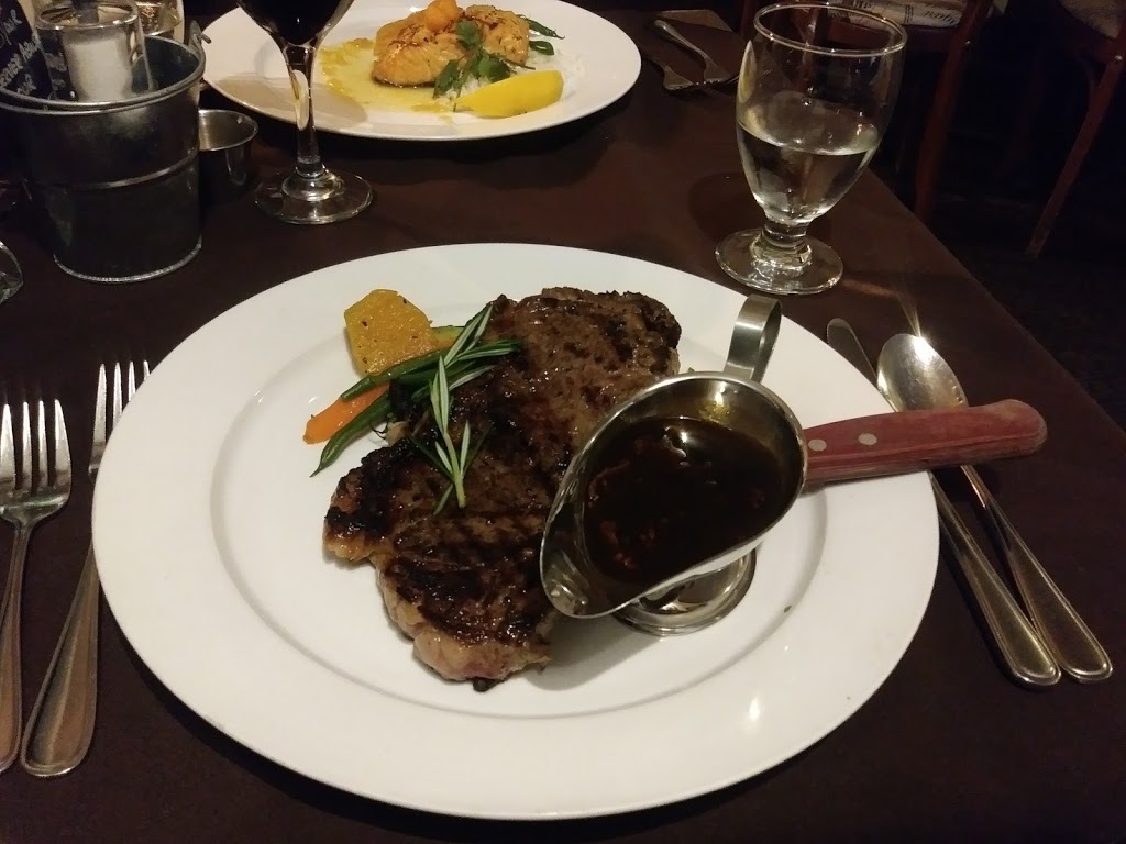Cassis Bistro | 27 Queen St, Lakefield, ON K0L 2H0, Canada | Phone: (705) 652-8045