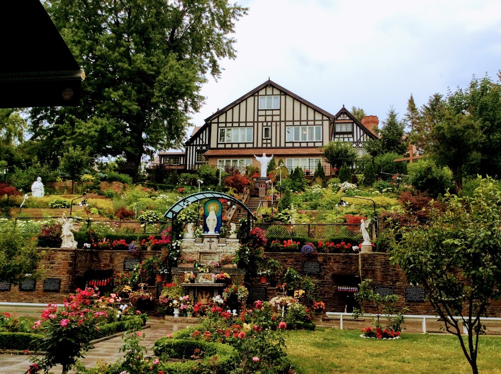 Carmine Stefano Community Centre | 3100 Weston Rd, North York, ON M9M 2S7, Canada | Phone: (416) 395-6127