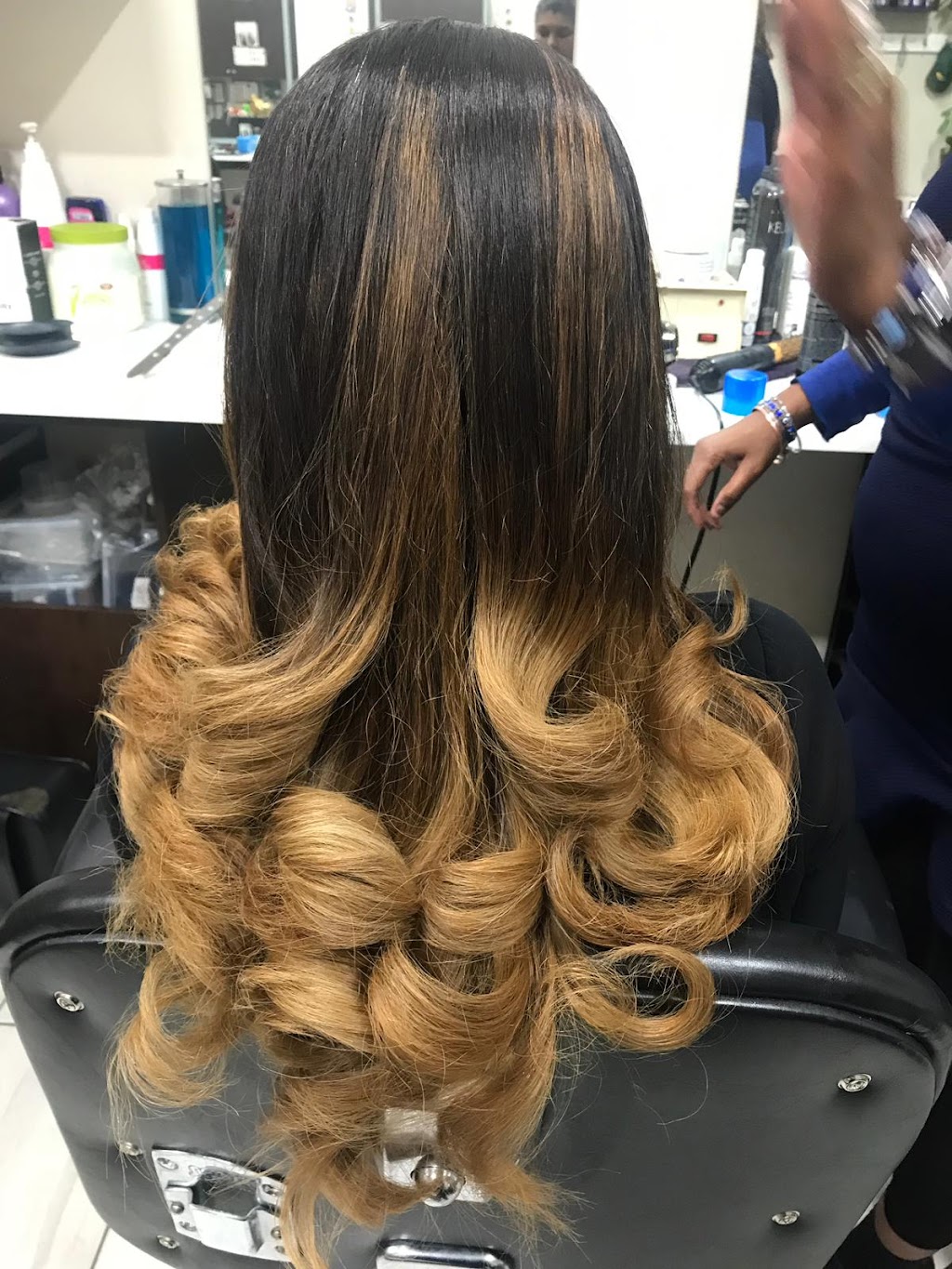 Savarg (The Heaven) Beauty Salon | 45 Dusk Dr, Brampton, ON L6Y 0H7, Canada | Phone: (905) 460-1010