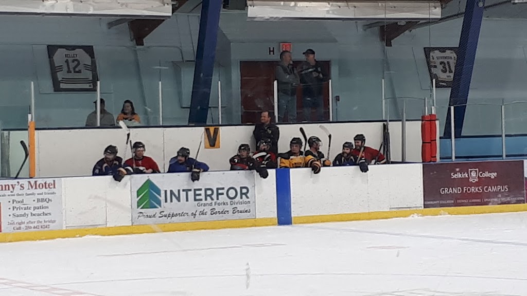 Jack Goddard Memorial Arena | 2020 Central Ave, Grand Forks, BC V0H 1H0, Canada | Phone: (250) 442-2202