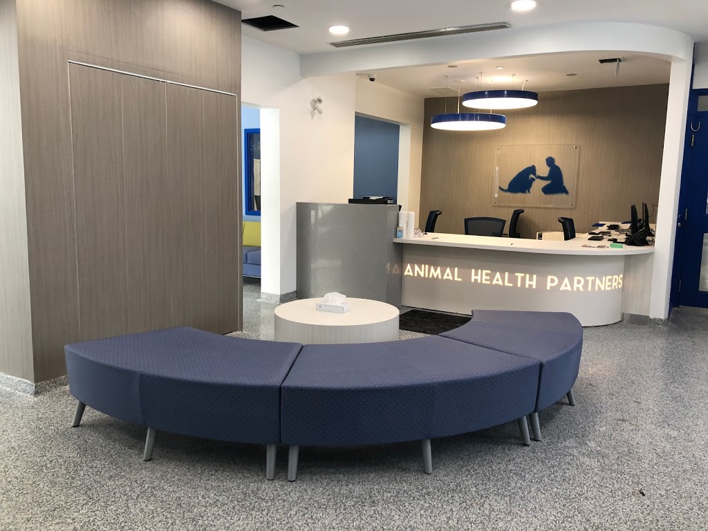 Toronto Animal Health Partners Emergency and Specialty Hospital | 1 Scarsdale Rd, North York, ON M3B 2R2, Canada | Phone: (416) 380-7400