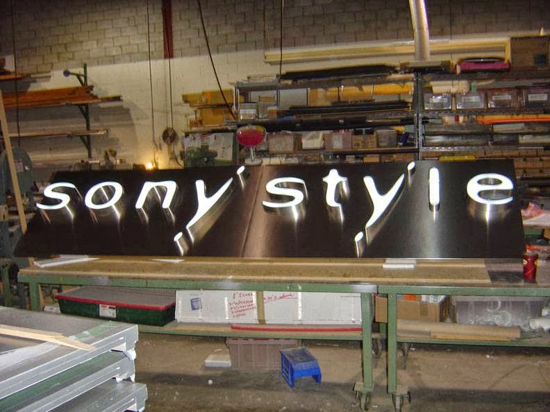 Stiege Signs Limited | 45 Rodinea Rd, Maple, ON L6A 1R3, Canada | Phone: (905) 303-8717