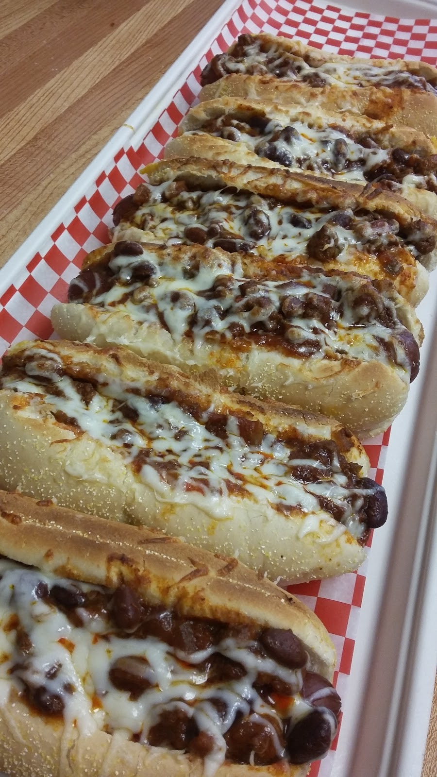 Daferners Euro Deli | 9 Main St, Erin, ON N0B 1T0, Canada | Phone: (519) 833-0763