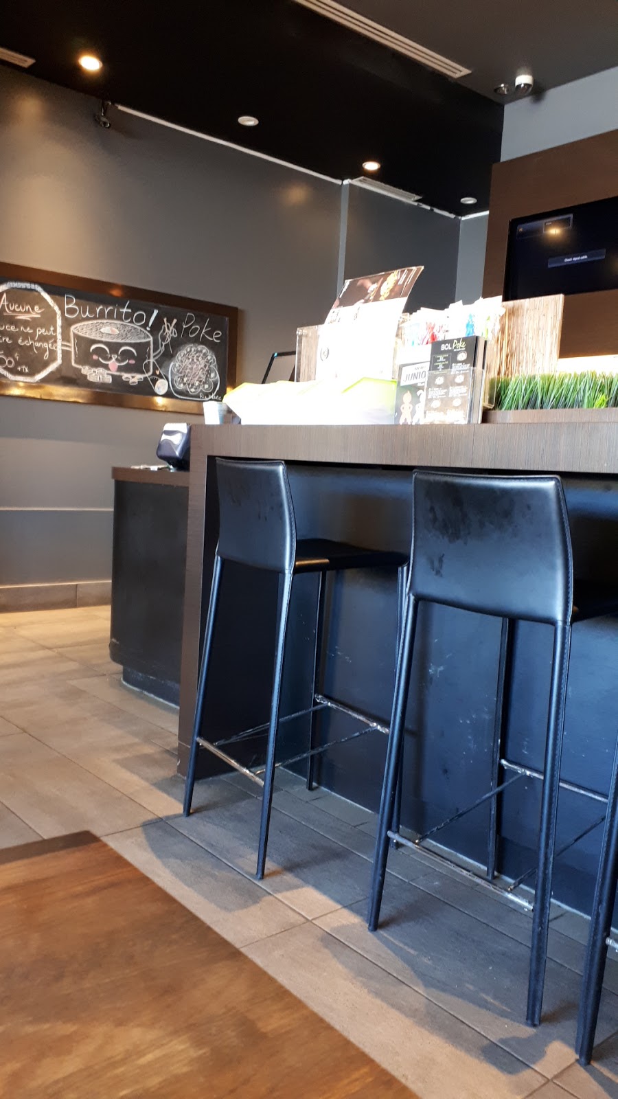 Sushi Shop | 454 Boulevard Saint-Joseph, Gatineau, QC J8Y 3Y7, Canada | Phone: (819) 777-8686