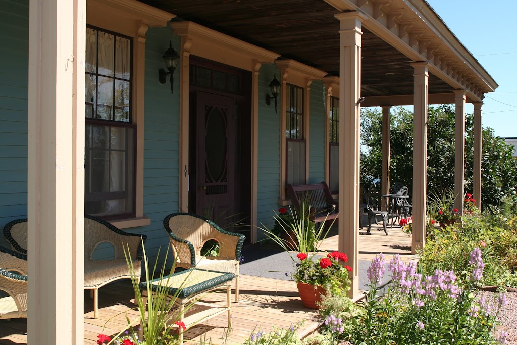 Barachois Inn Historic Bed & Breakfast | 2193 Church Rd, North Rustico, PE C0A 1X0, Canada | Phone: (800) 963-2194