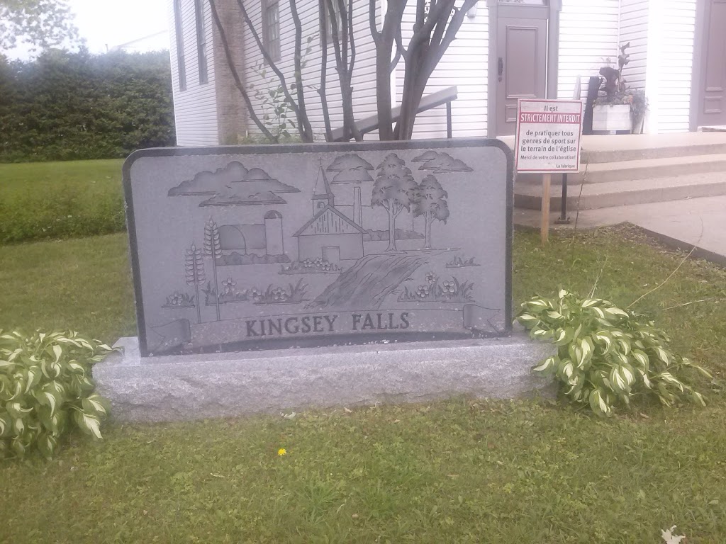 Église Saint-Aimé | 10 Rue Caron, Kingsey Falls, QC J0A 1B0, Canada