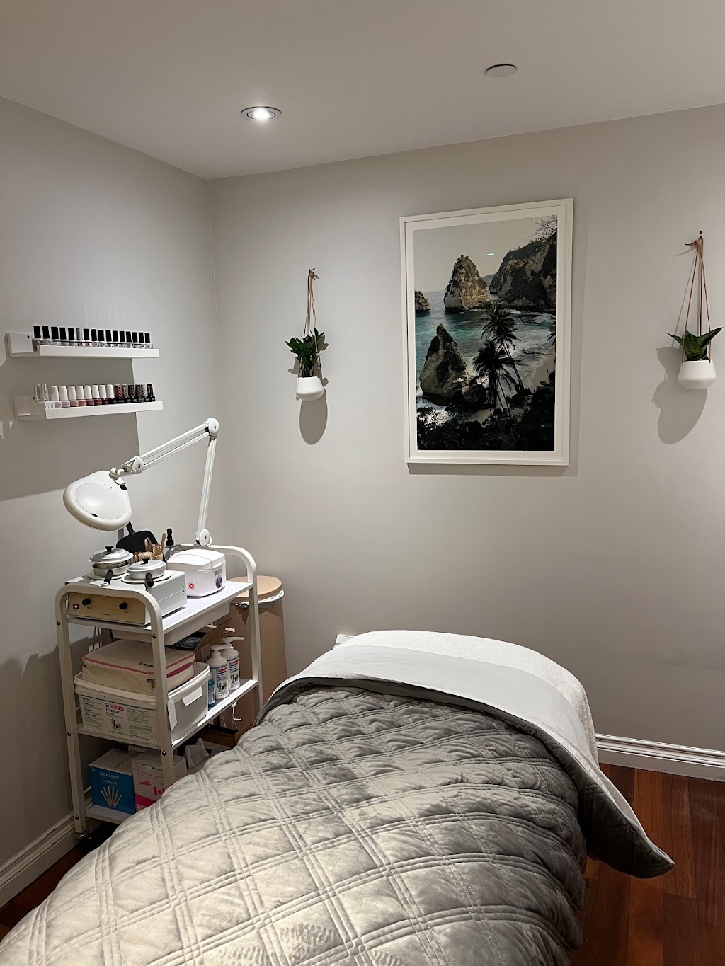 SkinFIT - Esthetics by Jenna | 40775 Tantalus Rd, Squamish, BC V8B 0N2, Canada | Phone: (604) 815-9898