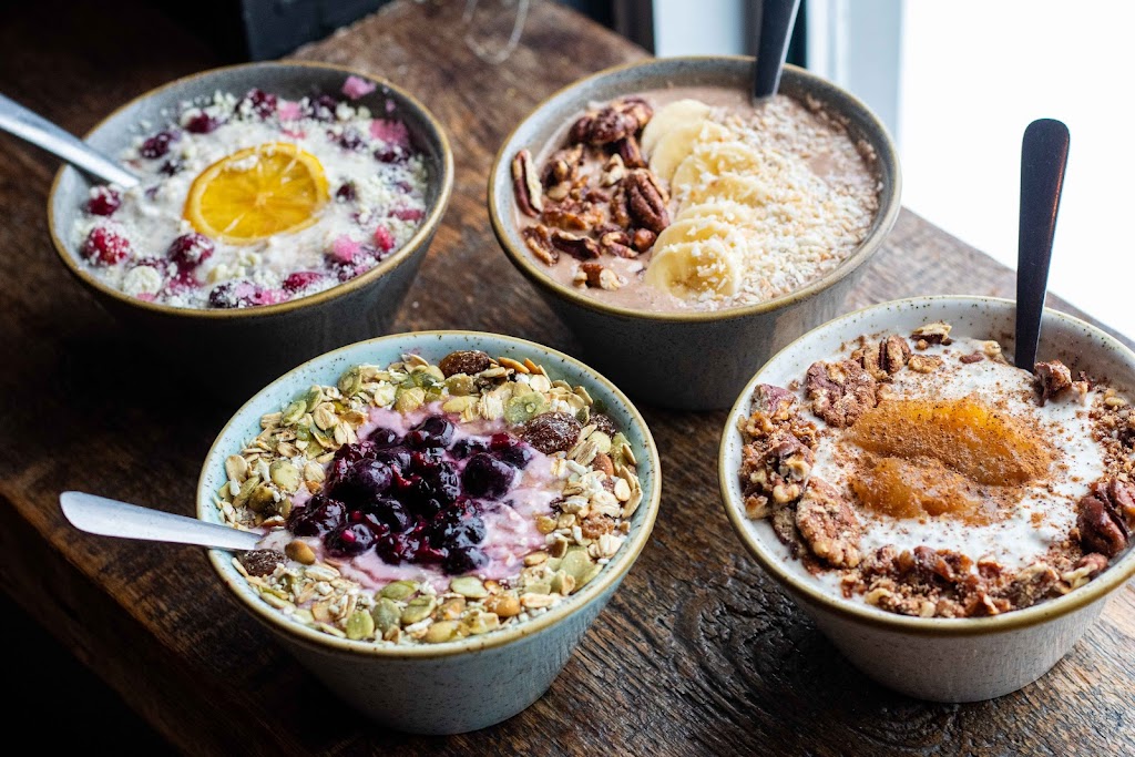 Oat Couture Oatmeal Cafe (Bank) | 1154 Bank St, Ottawa, ON K1S 3X6, Canada | Phone: (613) 737-6654