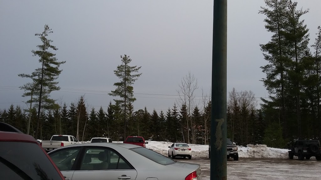 Deep River Arena | 2 Club House Rd, Deep River, ON K0J 1P0, Canada | Phone: (613) 584-2000