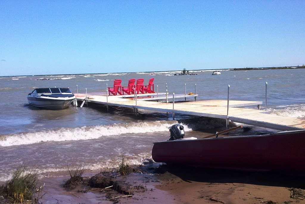 Floating Docks | 9290 Georgian Bay Shore Road, South Bay, Honey Harbour, ON L0K 1S0, Canada | Phone: (705) 444-4144
