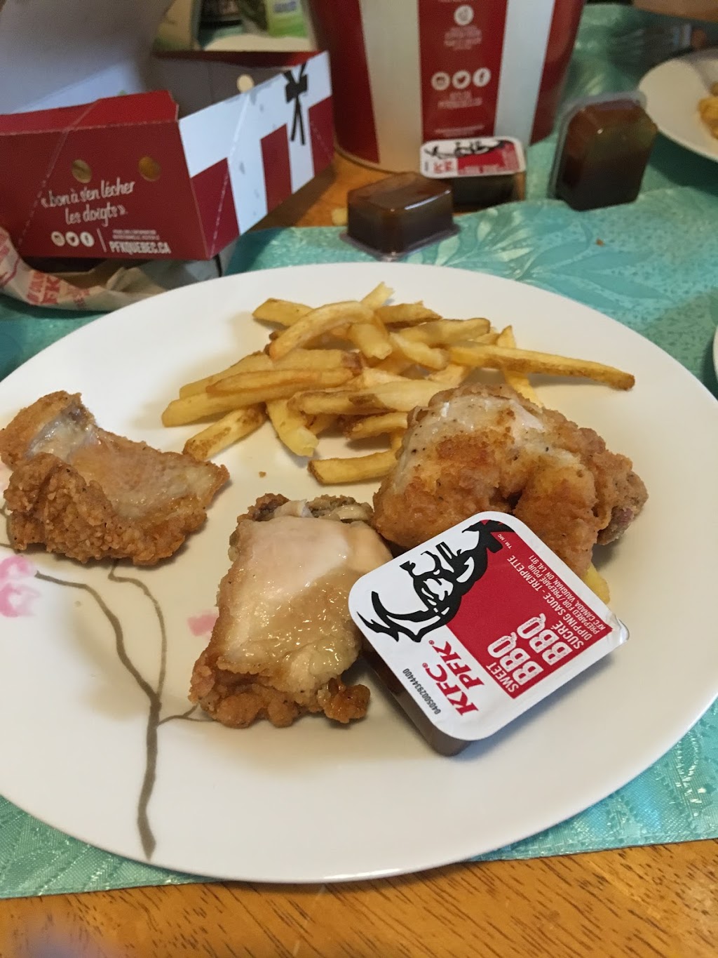 KFC | 48 Wellington St E, Guelph, ON N1H 3R8, Canada | Phone: (519) 824-6102