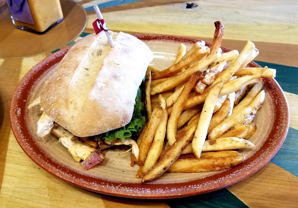 Nandos Oshawa | 855 Taunton Rd E, Oshawa, ON L1H 7K5, Canada | Phone: (905) 725-7474