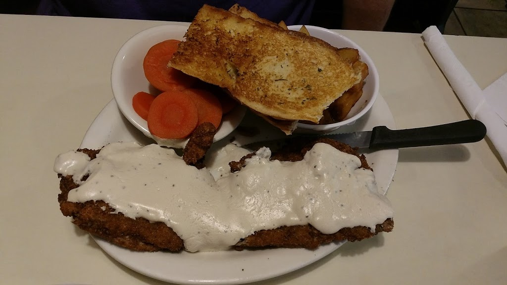 Country Cottage | 4072 Beach Ridge Rd, North Tonawanda, NY 14120, USA | Phone: (716) 693-4911
