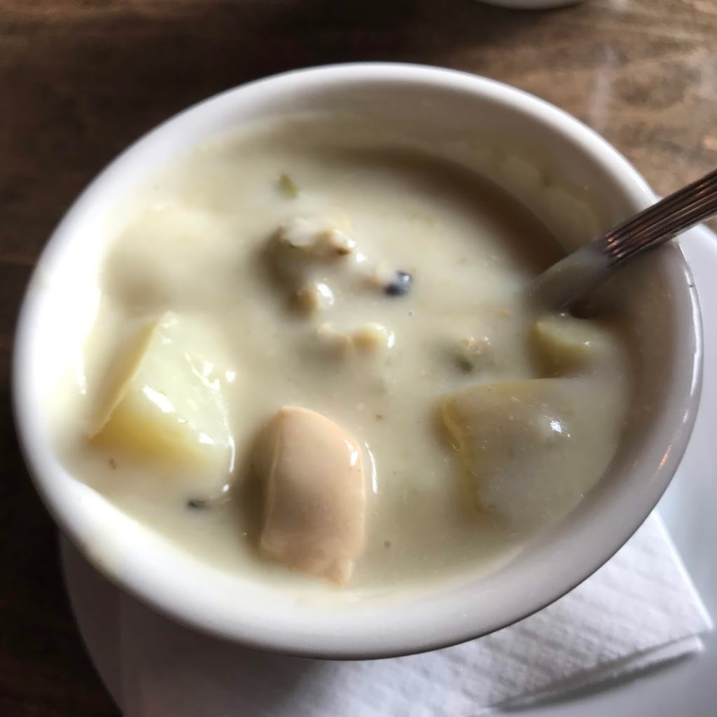 FIONN MACCOOLS HAMILTON | 1786 Stone Church Rd E, Hamilton, ON L8J 0K5, Canada | Phone: (289) 919-2422