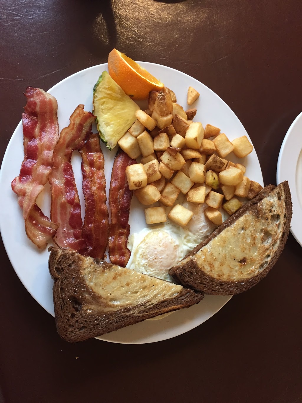 Fork and Plate | 766-, 786 William St, Innisfil, ON L9S 2G3, Canada | Phone: (705) 431-0442