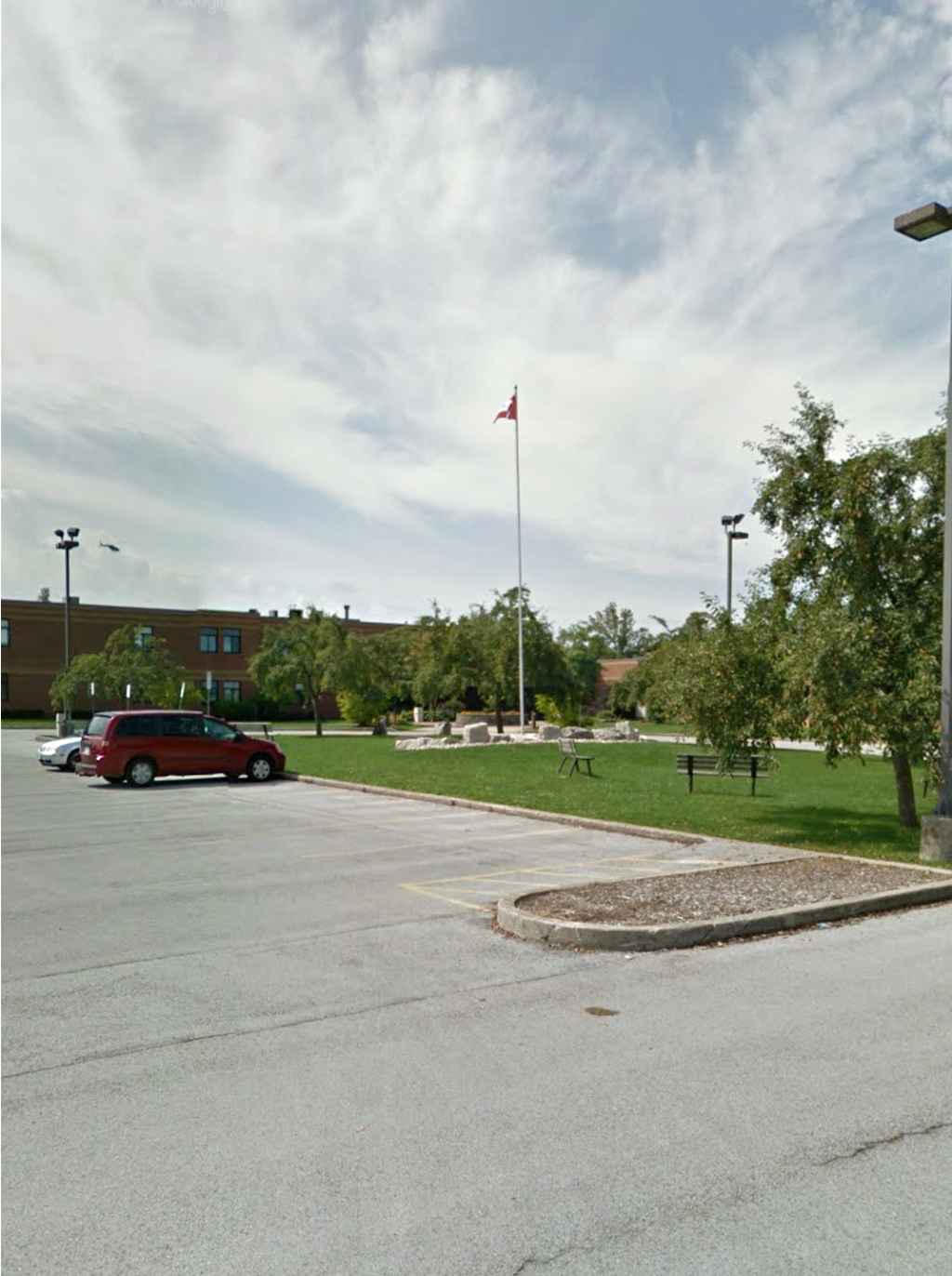 Hamilton District Christian High | 92 Glancaster Rd, Ancaster, ON L9G 3K9, Canada | Phone: (905) 648-6655