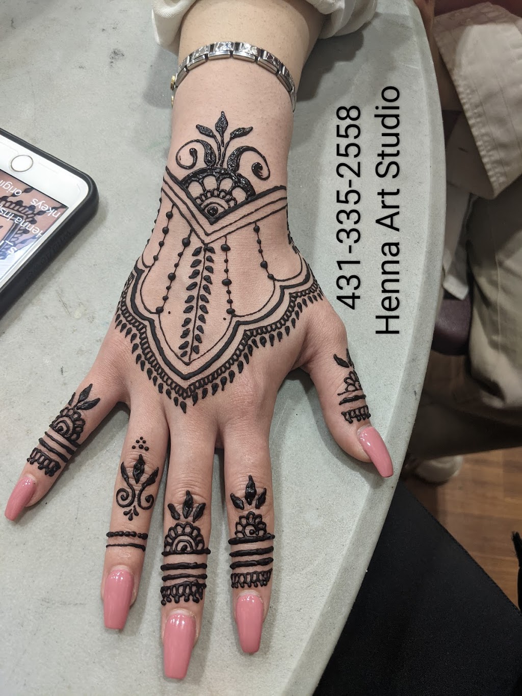 Henna Art Studio | 33 Tellier Pl, Winnipeg, MB R3Y 1S3, Canada | Phone: (431) 335-2558