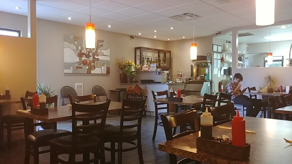 Pho Tin Tin Restaurant | 201 Fourth St, Nanaimo, BC V9R 1T3, Canada | Phone: (250) 591-6490