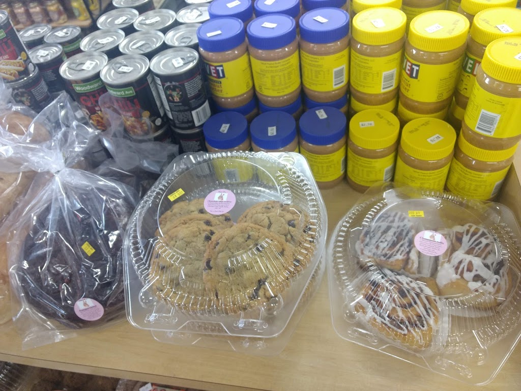 Trombleys Country Market | 12015 Bryce Rd, Emmett, MI 48022, USA | Phone: (810) 384-6512