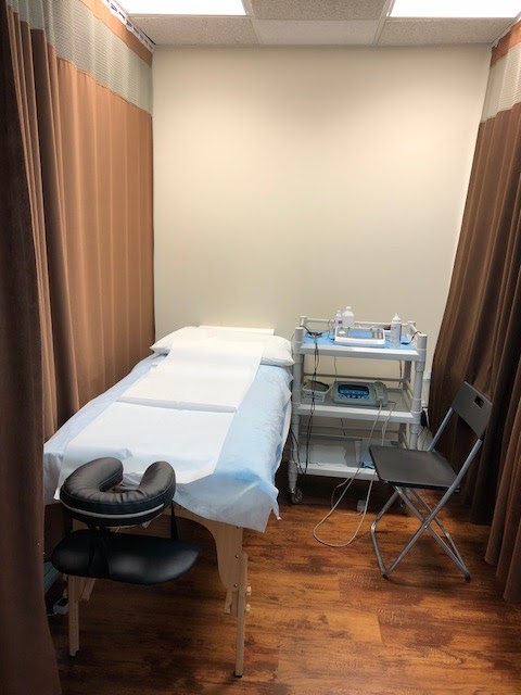 Essential Physio Rehabilitation | 4949 Bathurst St Suite 207, North York, ON M2R 1Y1, Canada | Phone: (416) 386-2393