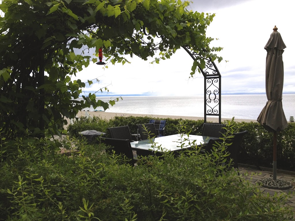 St. Henri of Taillon Presbytery 385 Rue Principale, SaintHenride