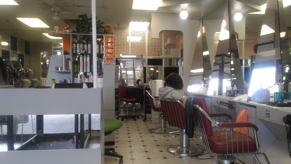 Gondola Hair Design | 2580 Birchmount Rd, Scarborough, ON M1T 2M5, Canada | Phone: (416) 291-2119